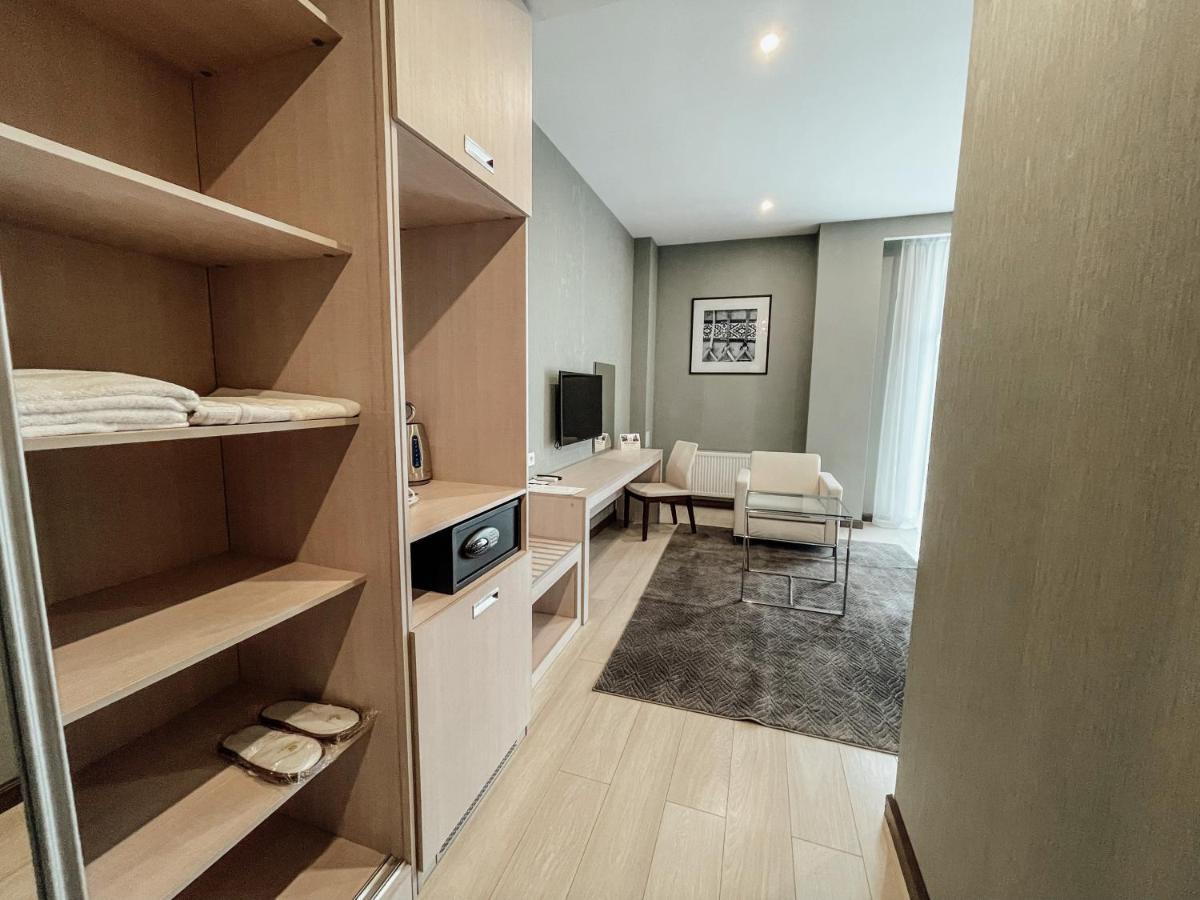 Resident City Hotel Αλμάτι Εξωτερικό φωτογραφία