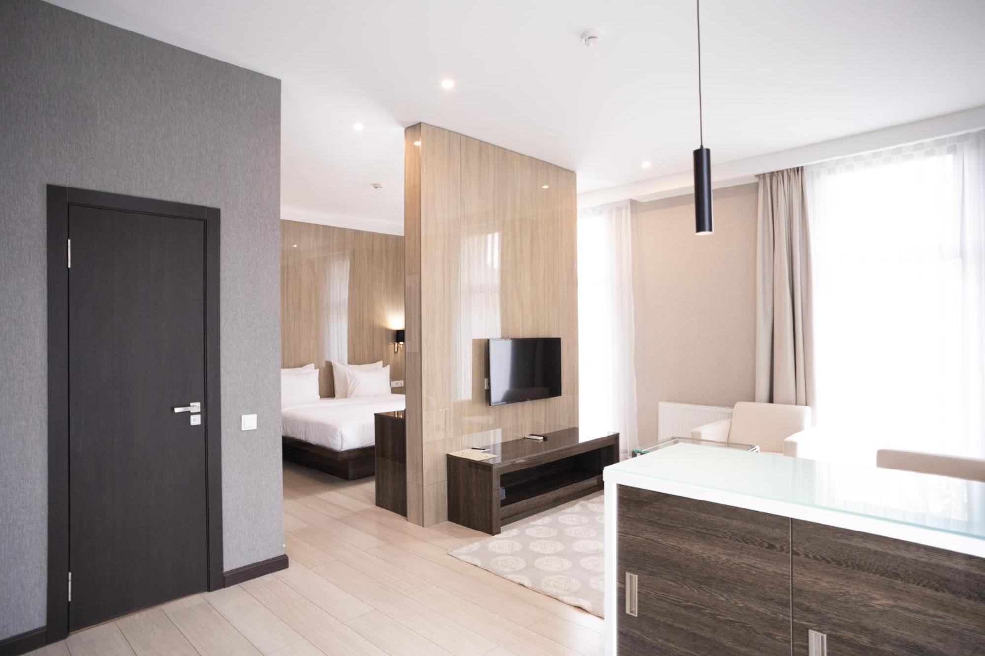 Resident City Hotel Αλμάτι Εξωτερικό φωτογραφία